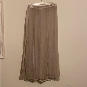 Pants but looks like a skirt